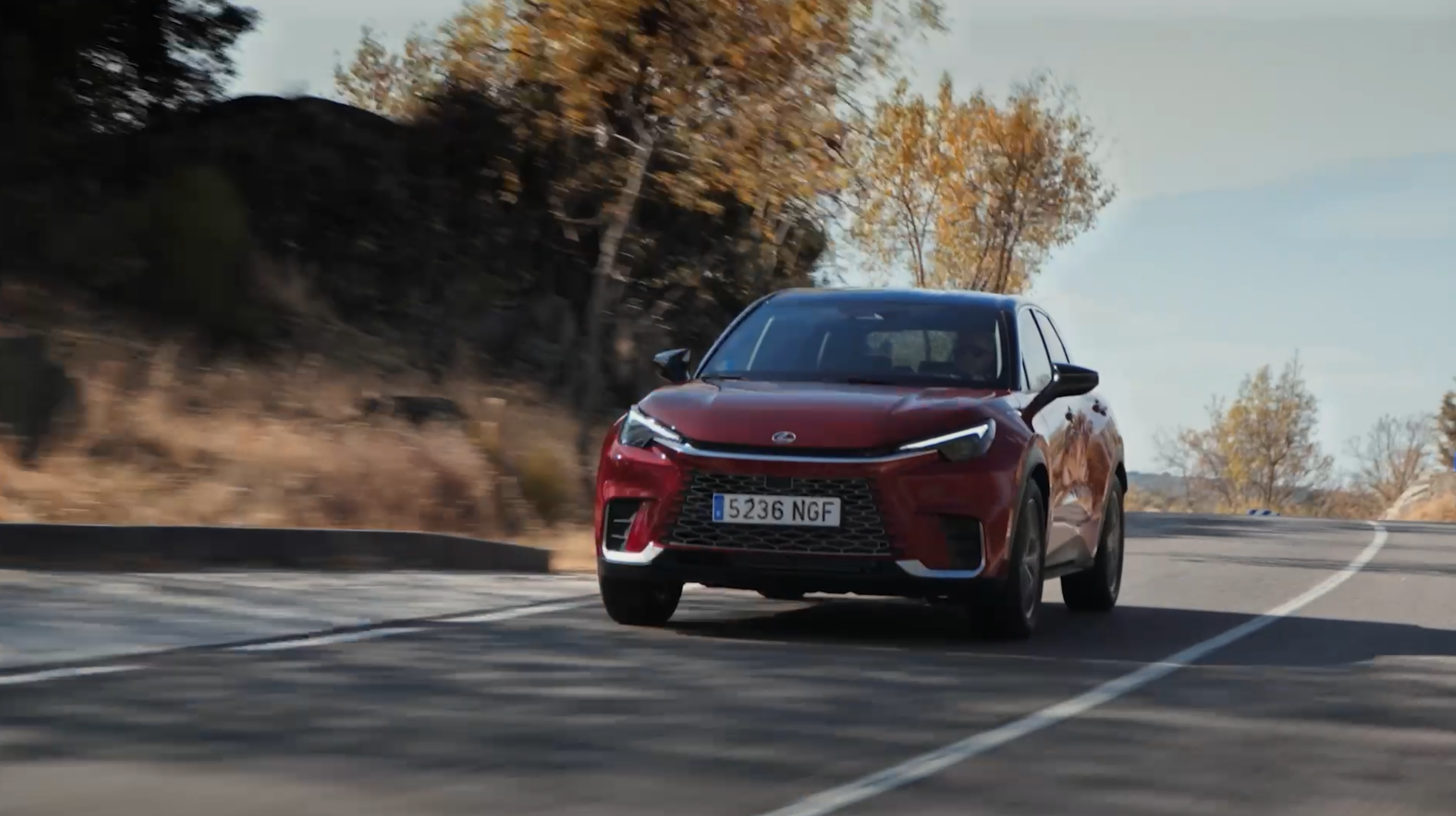 Vídeo: 2025 LBX RED