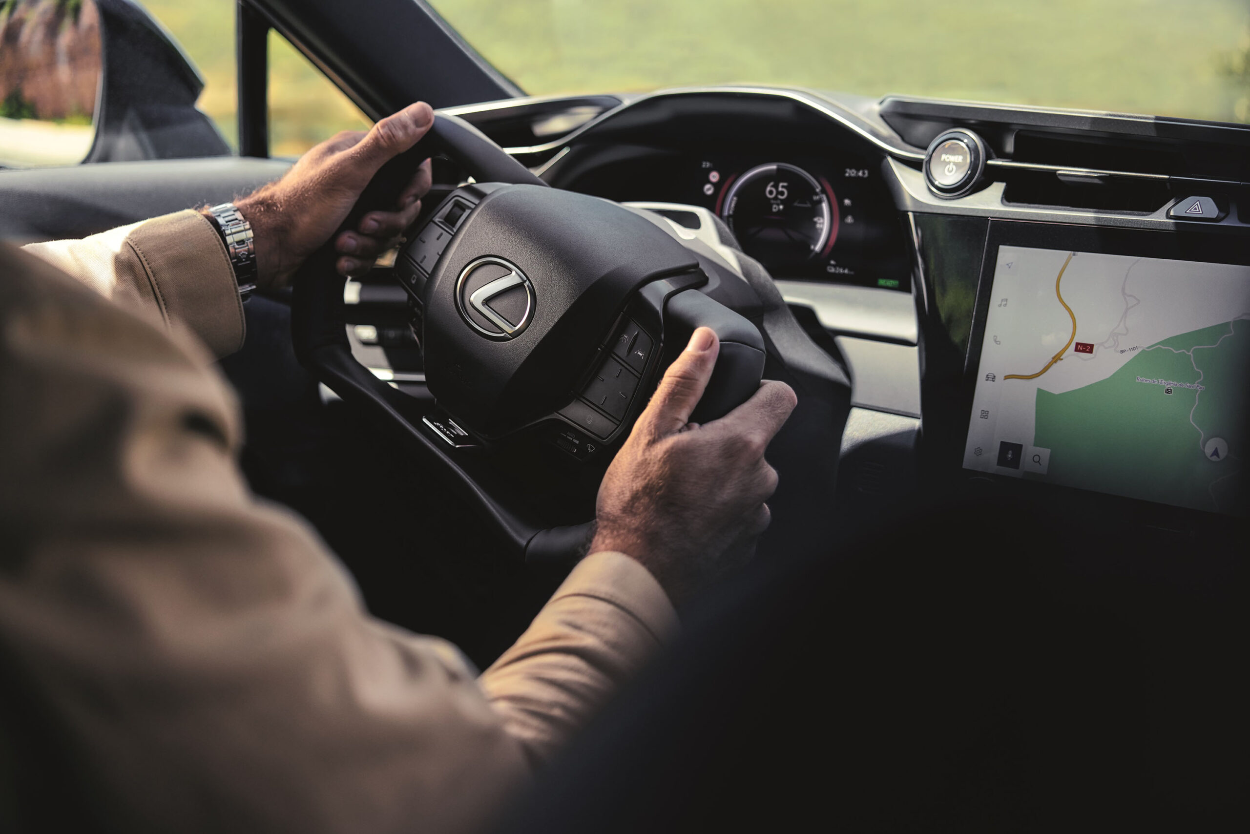 Steer-by-Wire_de_Lexus_RZ-1