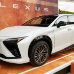 Frontal del Lexus RZ en el Trofeo Conde de Godó 2026