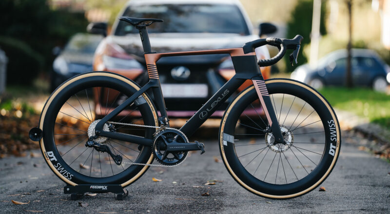 Imagen de la nueva Lexus Race Bike. La nueva bicicleta de Lexus en colaboración con Ridley